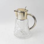 665 1130 WINE PITCHER